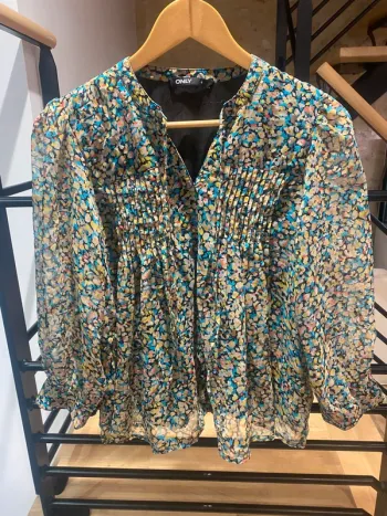Blouse fleurie