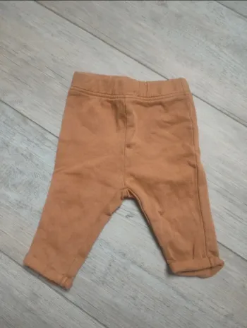 Jogging kiabi 3 mois camel