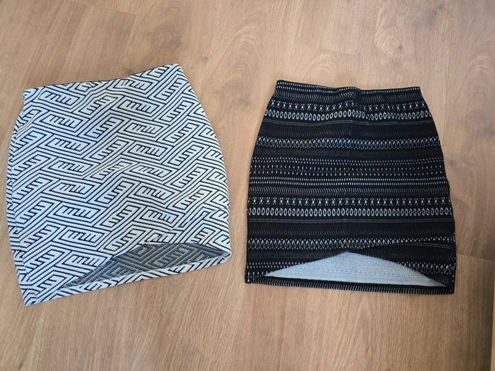 Lot de 2 jupes asymétriques taille s mosquitos