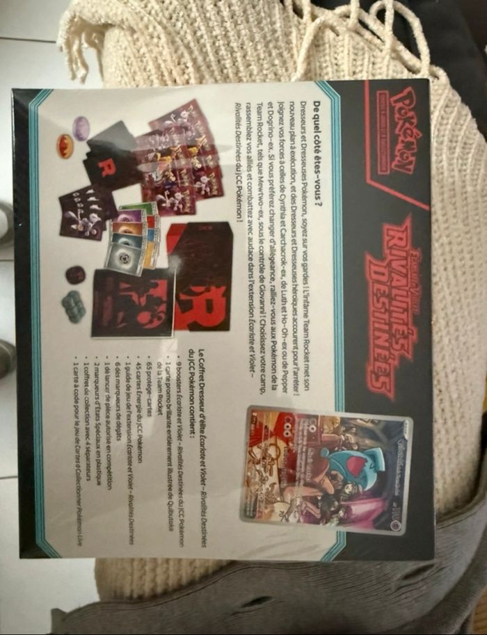 ETB 10 Pokémon Rivalités Destinées - photo numéro 3