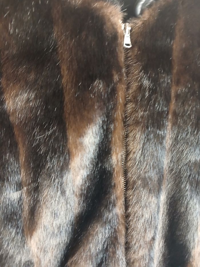 Veste en fausses fourrure taille XS marron et noir - photo numéro 4