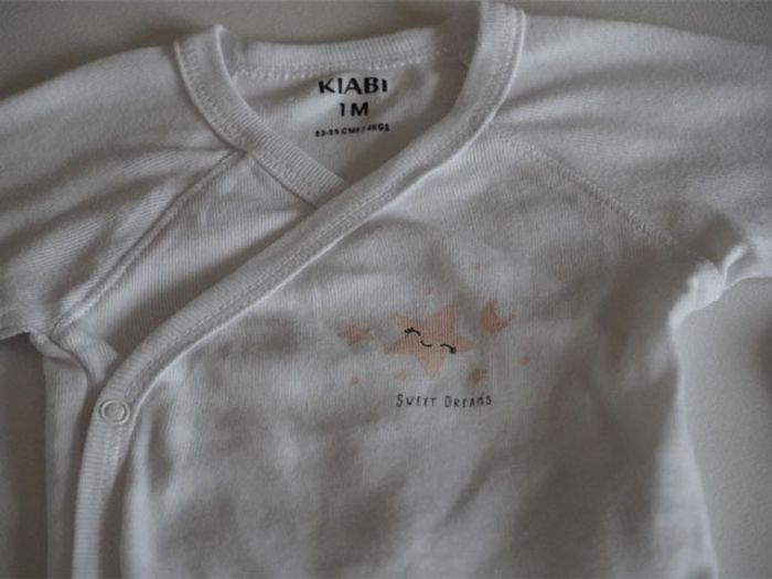Lot de 3 Bodies ML Kiabi/Gémo fantaisies Taille : 1 mois - photo numéro 3