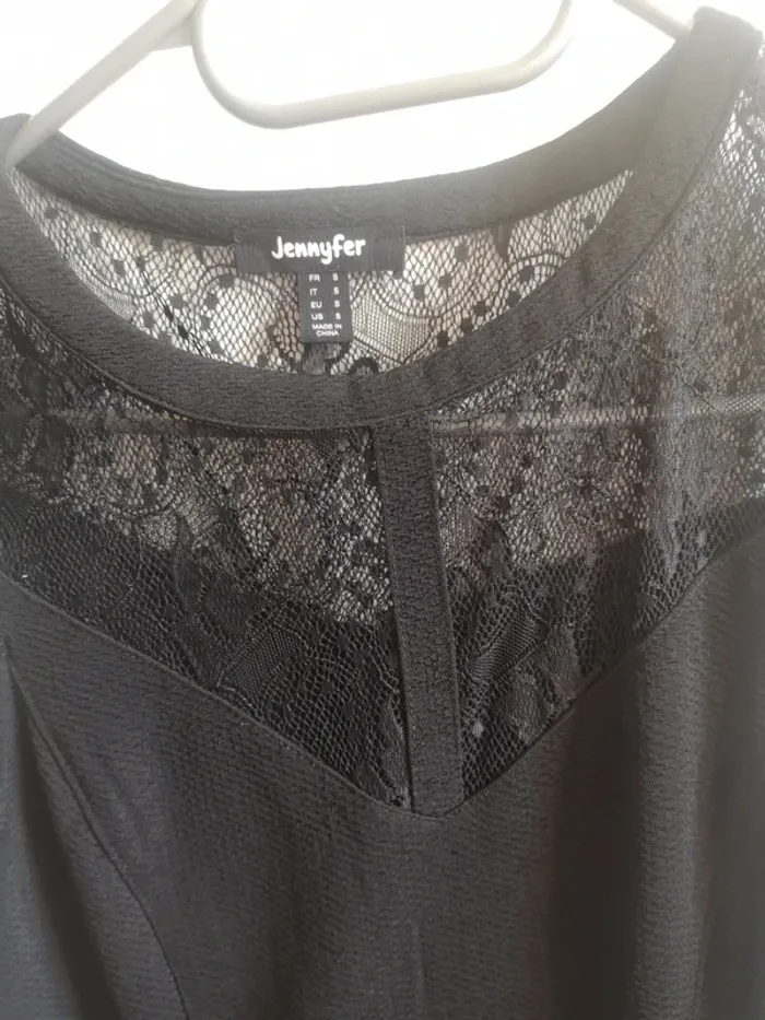Robe noire dentelle jennyfer - photo numéro 4