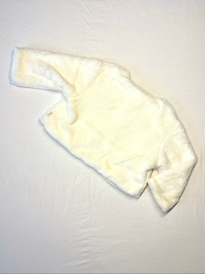 Boléro fausse fourrure blanche – La Compagnie des Petits – 6 mois (67 cm) - photo numéro 2