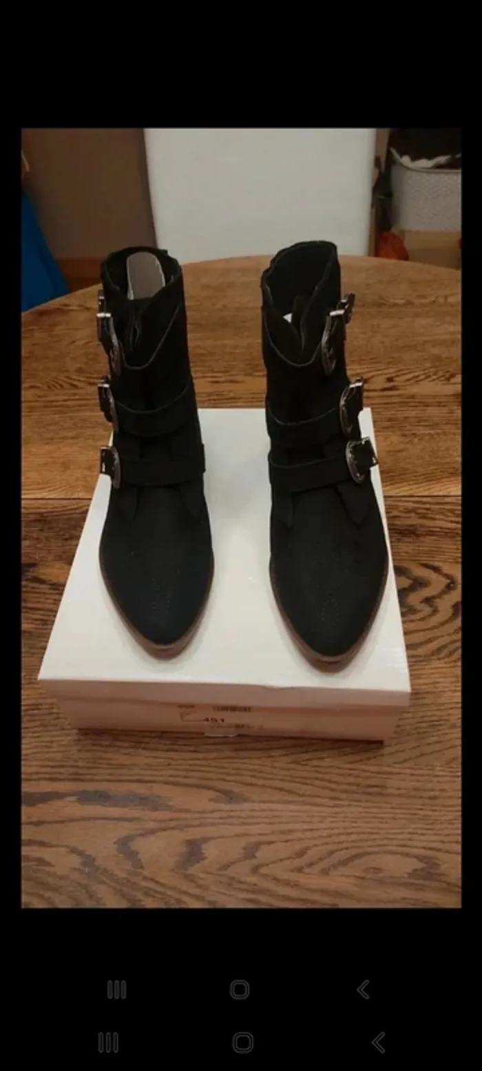 Bottine I Love Shoes noir suedine t 40 neuve