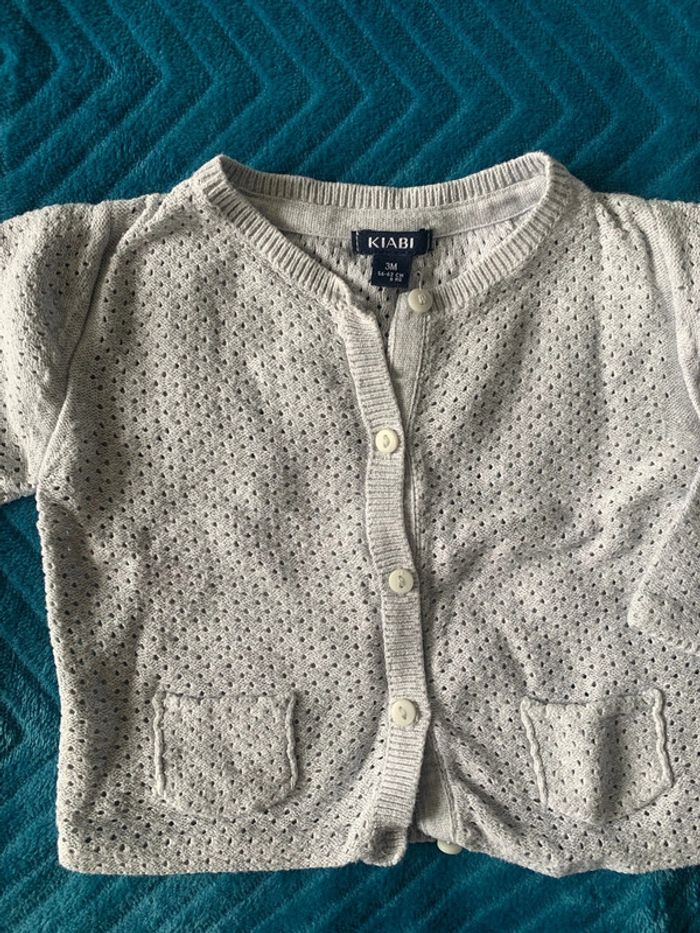 Gilet fille 3 mois - photo numéro 2