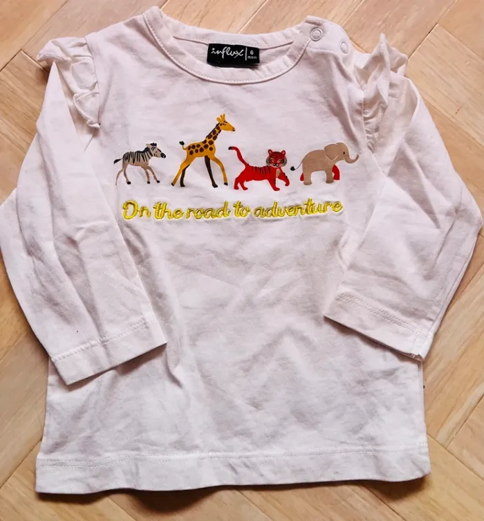 Tee shirt manches longues 6 mois neufs - photo numéro 3