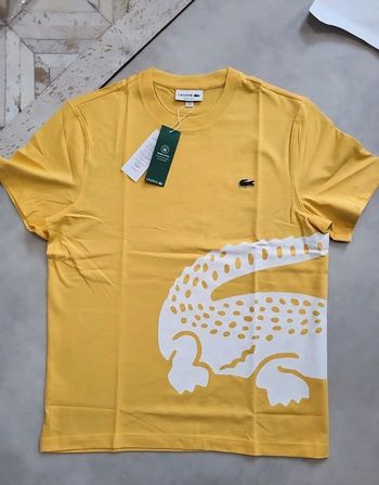 T-Shirt lacoste jaune Manche Courte Oversized Crocodile Print