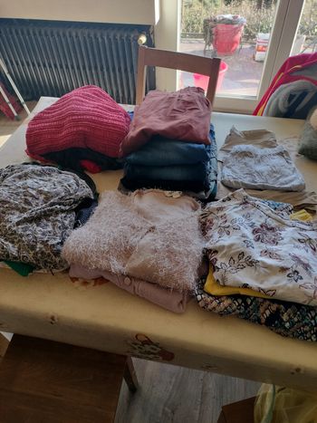 Lot de 24 pièces taille 42 femme