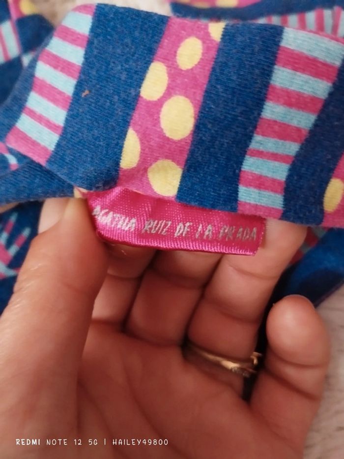 Jolie maillot taille 4 ans - photo numéro 3