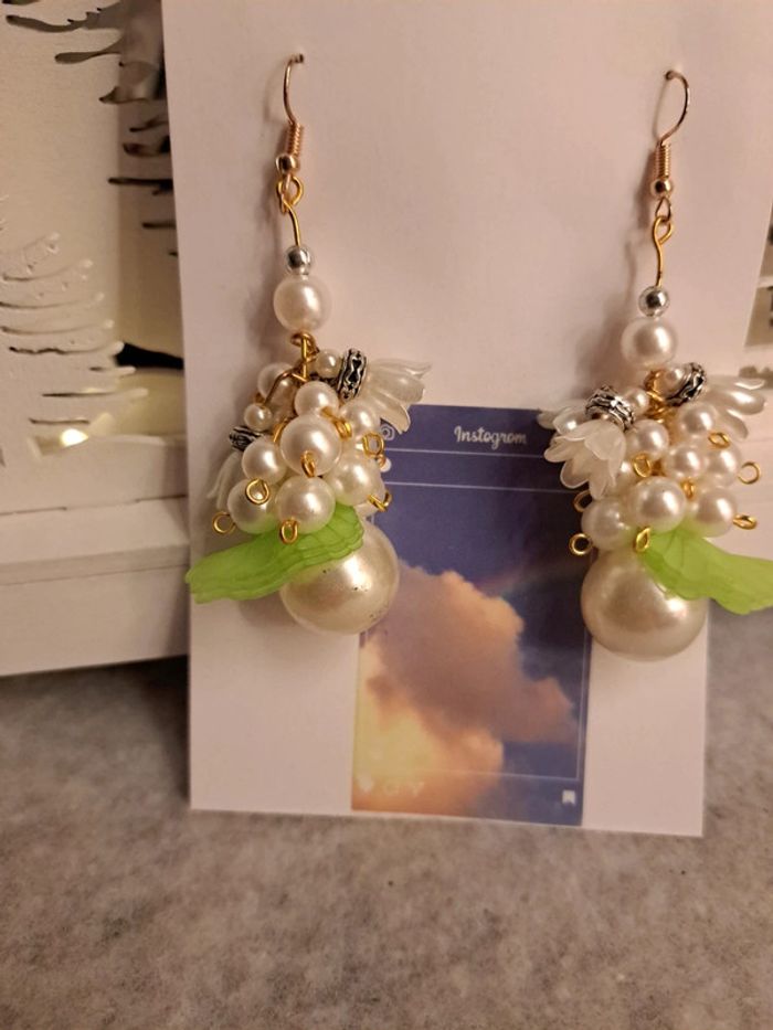 Lot de boucles d'oreilles pendantes bohème verte et blanche - photo numéro 3