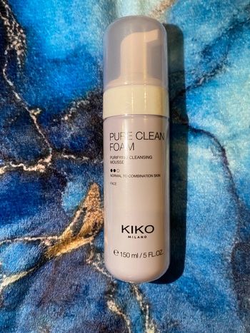 Mousse visage nettoyante et purifiante Kiko 150 ml