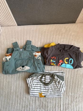 Lot de 3 tenues 6 mois été