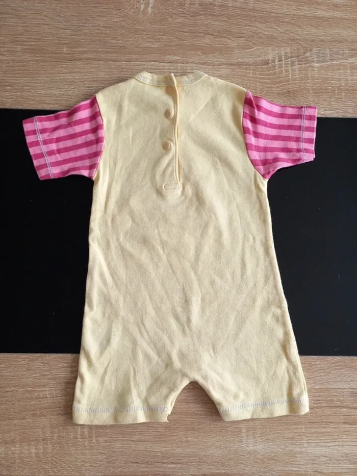 Combi short bébé 6 mois - photo numéro 3