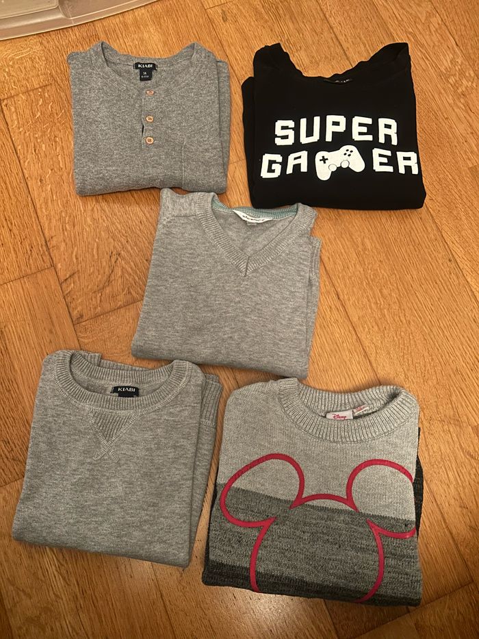 Lot pull garçon