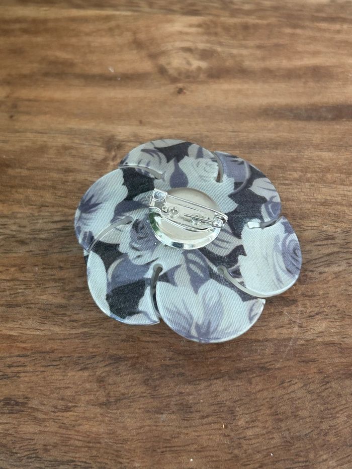 Broche - photo numéro 3