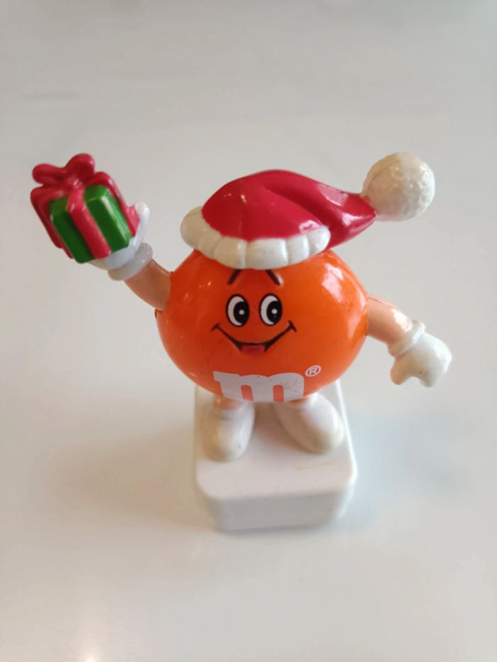 Figurine m&m