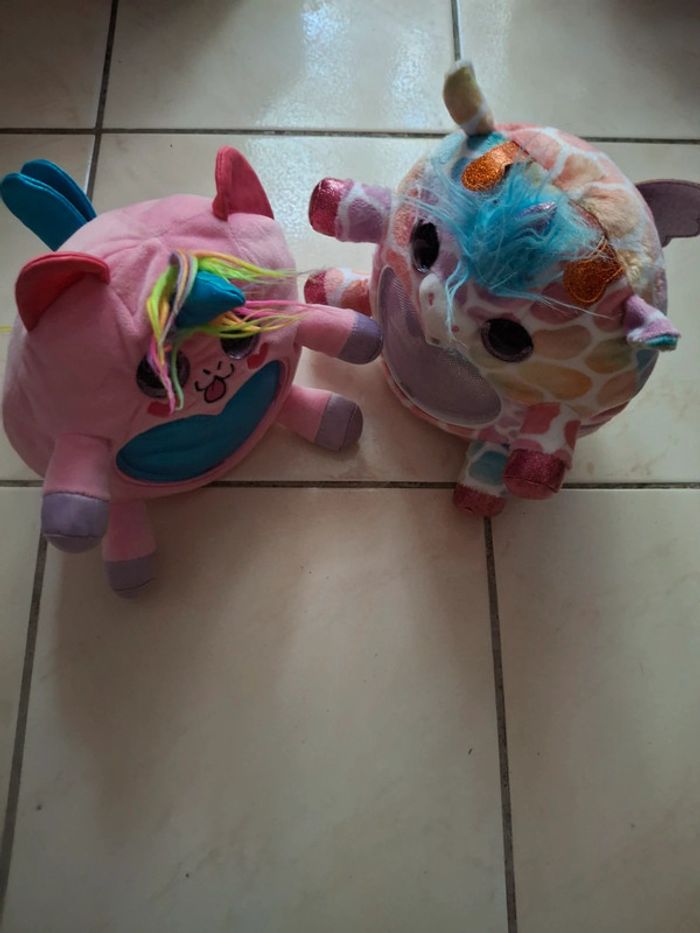Lot de deux Rainbocorns peluche Zuru
