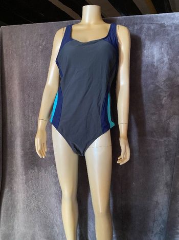 Maillot de bain gris et bleu femme taille 2 XL  halcurt