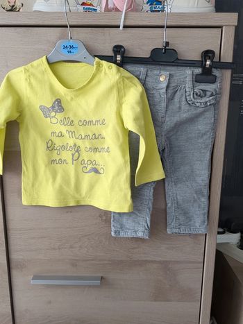 Ensemble pantalon tee shirt 12 mois