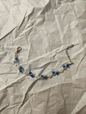 Bracelet fait main bleu blanc argenté
