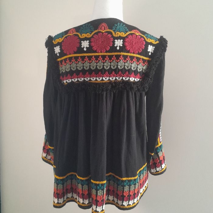 Blouse zara brodé taille 36 très bon état - photo numéro 2