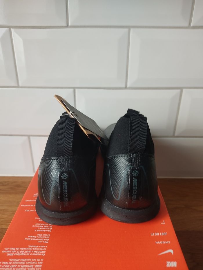 Stabile Nike T 34 - photo numéro 5