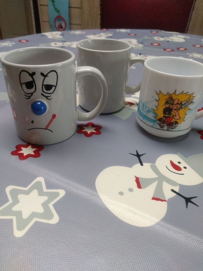 Lot 3 tasses