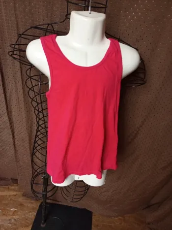 Débardeur rose taille 10ans