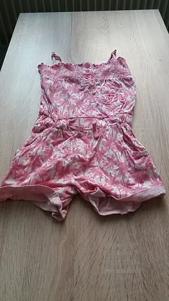 Combinaison short taille 3 ans