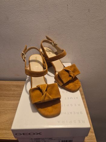 Sandales geox en cuir