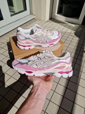 Asics Gel NYC - Strawberries Cream 42