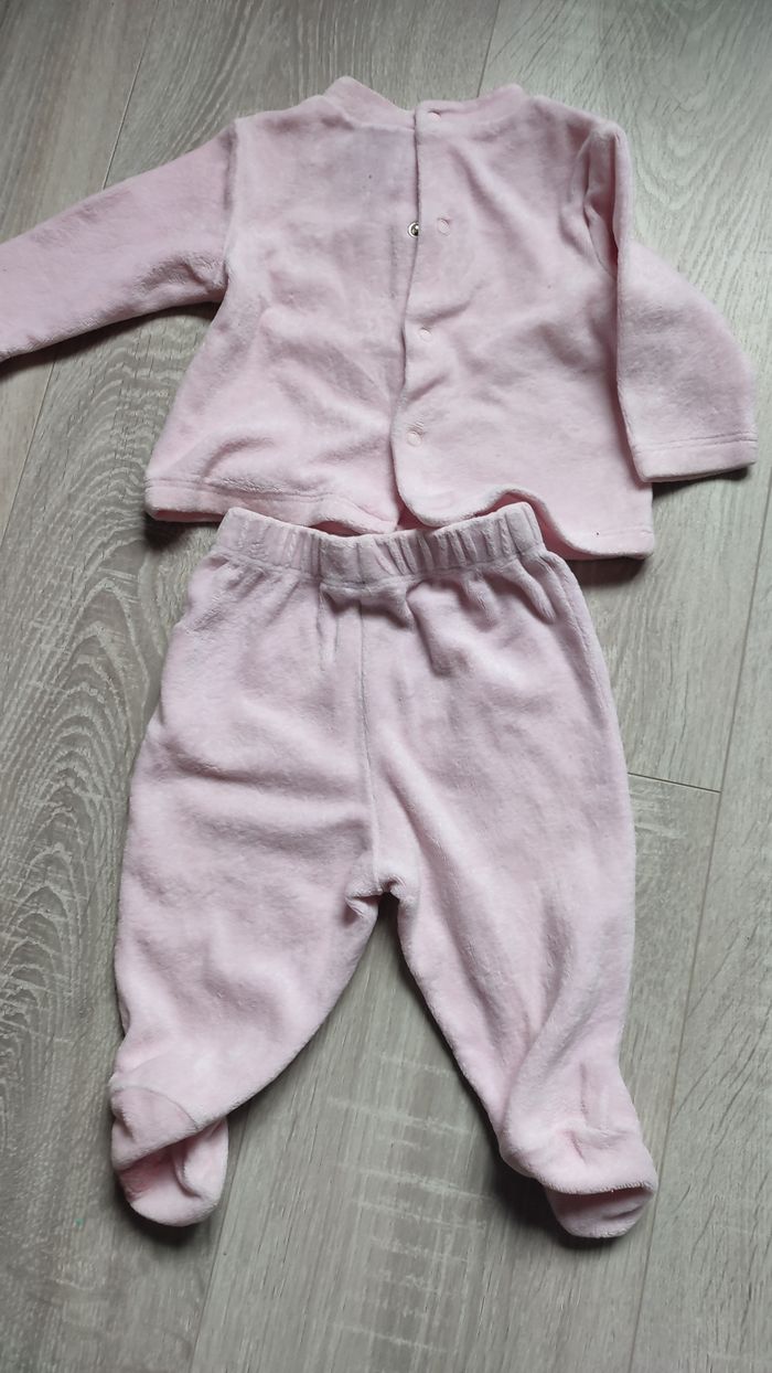 Pyjama velours 2 pièces Winnie l'ourson - photo numéro 4