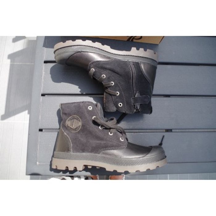 BOTTINES Palladium - Taille 33  ½ - photo numéro 2