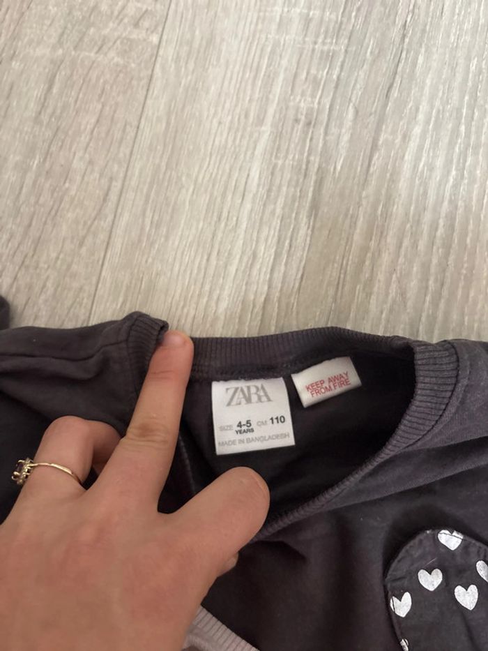 Lots de 2 t-shirt Zara manche longue fille 5 ans - photo numéro 5