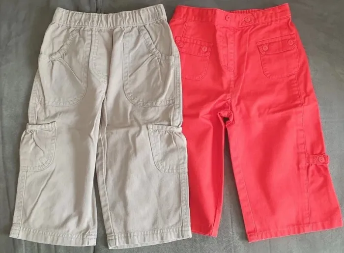 Lot de 4 pantalons en toile 18 mois dont 1 neuf - photo numéro 3