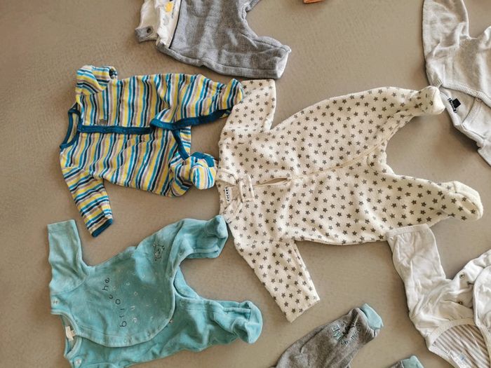 Lot vêtements 1 mois garçon hiver 20 pièces - photo numéro 6