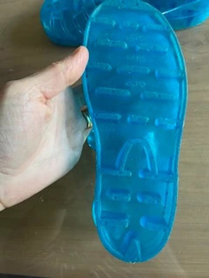 Squelettes bleues chaussures plastique taille 30 - photo numéro 4