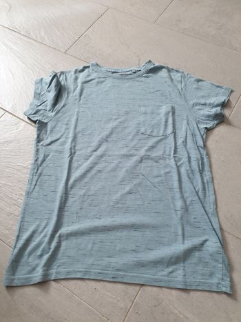 Tee shirt