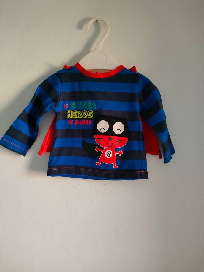 T-shirt avec cape la compagnie des petits en 6 mois