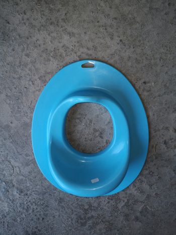 Réducteur toilettes bleu ciel