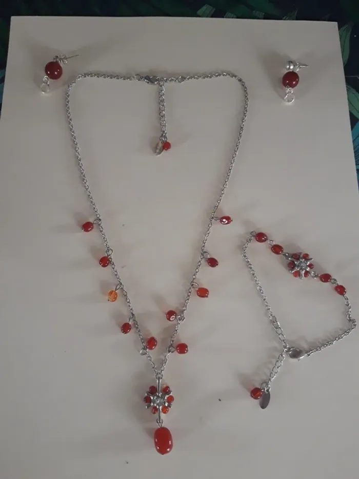 Parure collier / bracelet / boucles