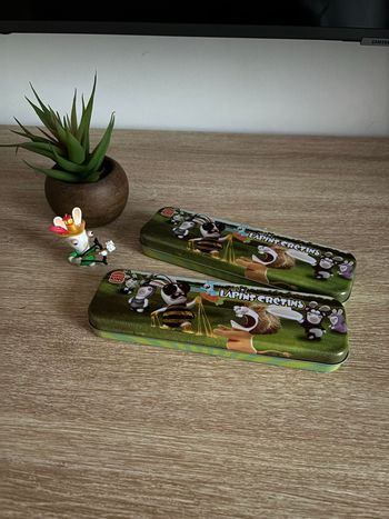 Lot lapin cretins 2 boîtes metal Burger King et figurine