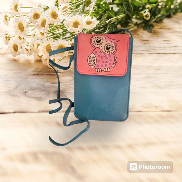 Tres jolie pochette téléphone