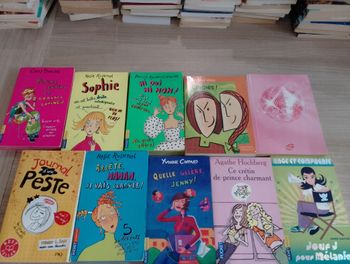 Lot de 10 livres de poches divers (1)