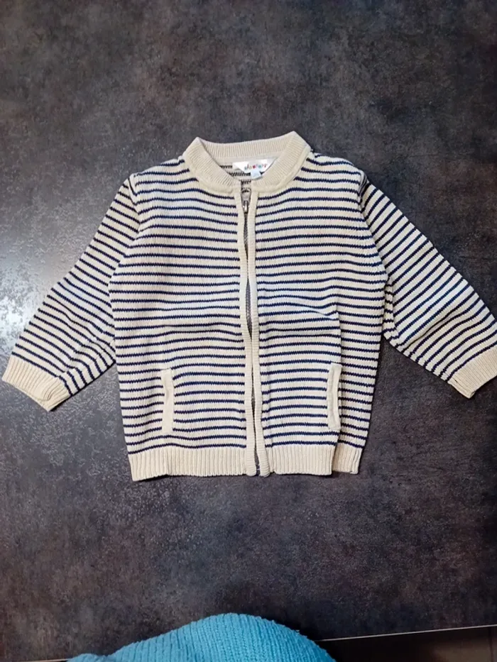 Gilet zippé kiabi