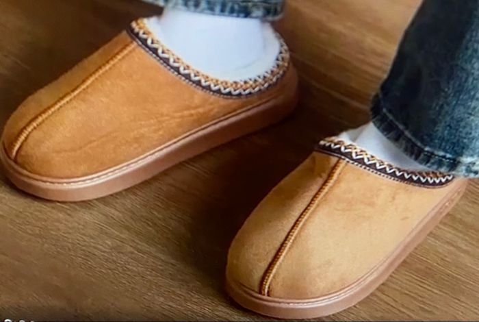 Chaussures - chaussons - photo numéro 3