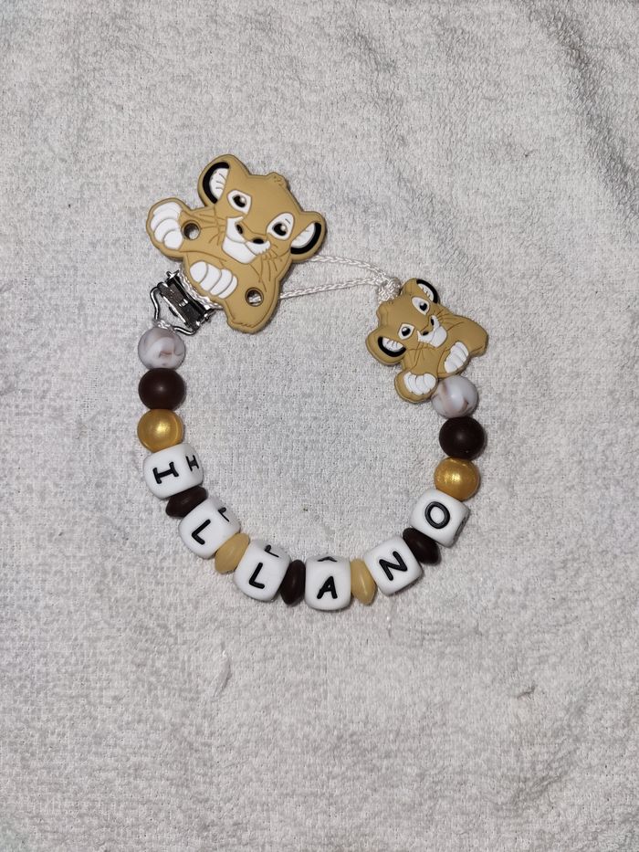 Attache tétine - photo numéro 2