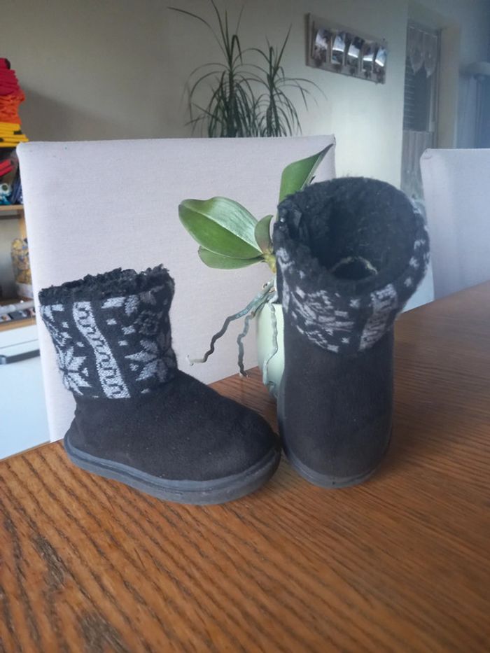 Bottes bébé fourrées - photo numéro 2