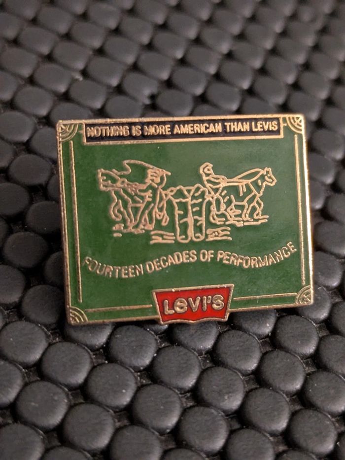 Pin's Étiquette verte Levi's Strauss Jeans 👖